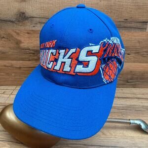 Vintage 90's New York Knicks Sports Specialties Grid NBA Snapback Hat